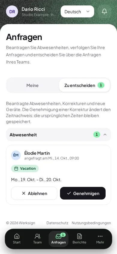 Anfragenseite für Führungskräfte: Abwesenheiten, Korrekturen und Gerätegenehmigungen warten auf eine Entscheidung.